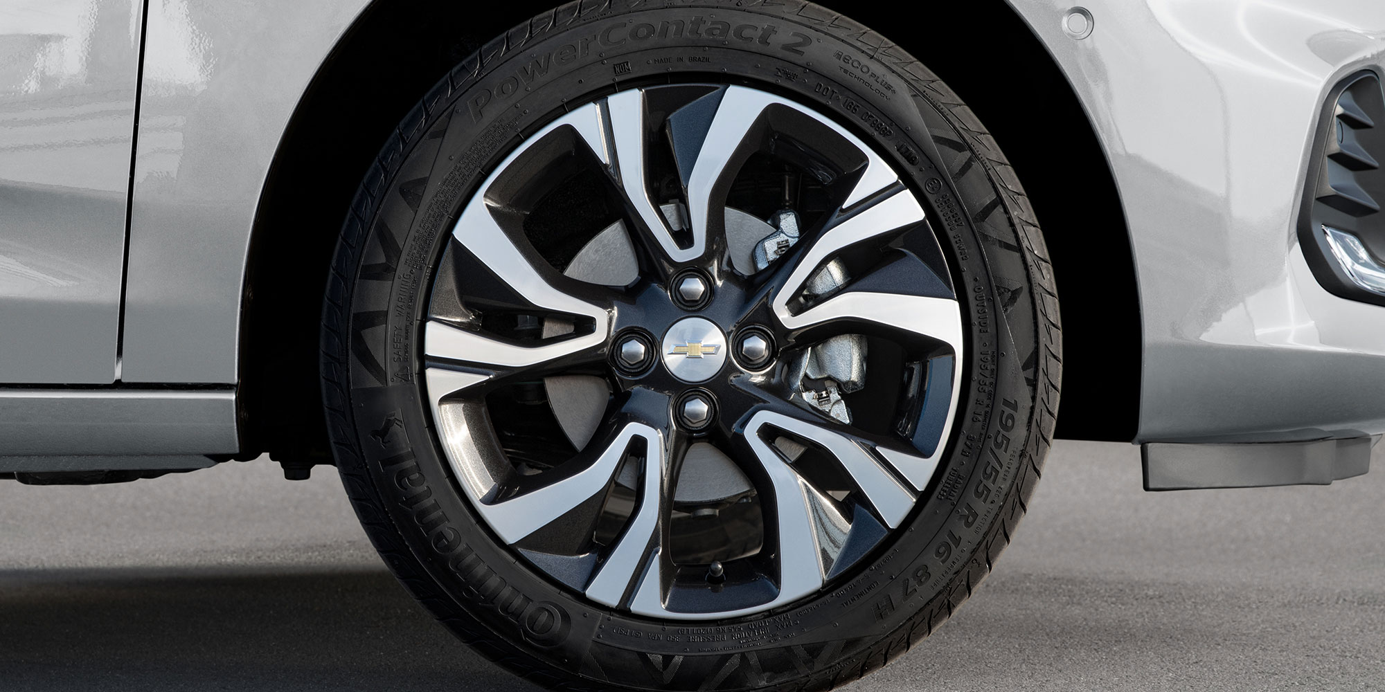 Muestra tu personalidad con una variedad de accesorios exteriores para Chevrolet Onix 2025, sedán deportivo